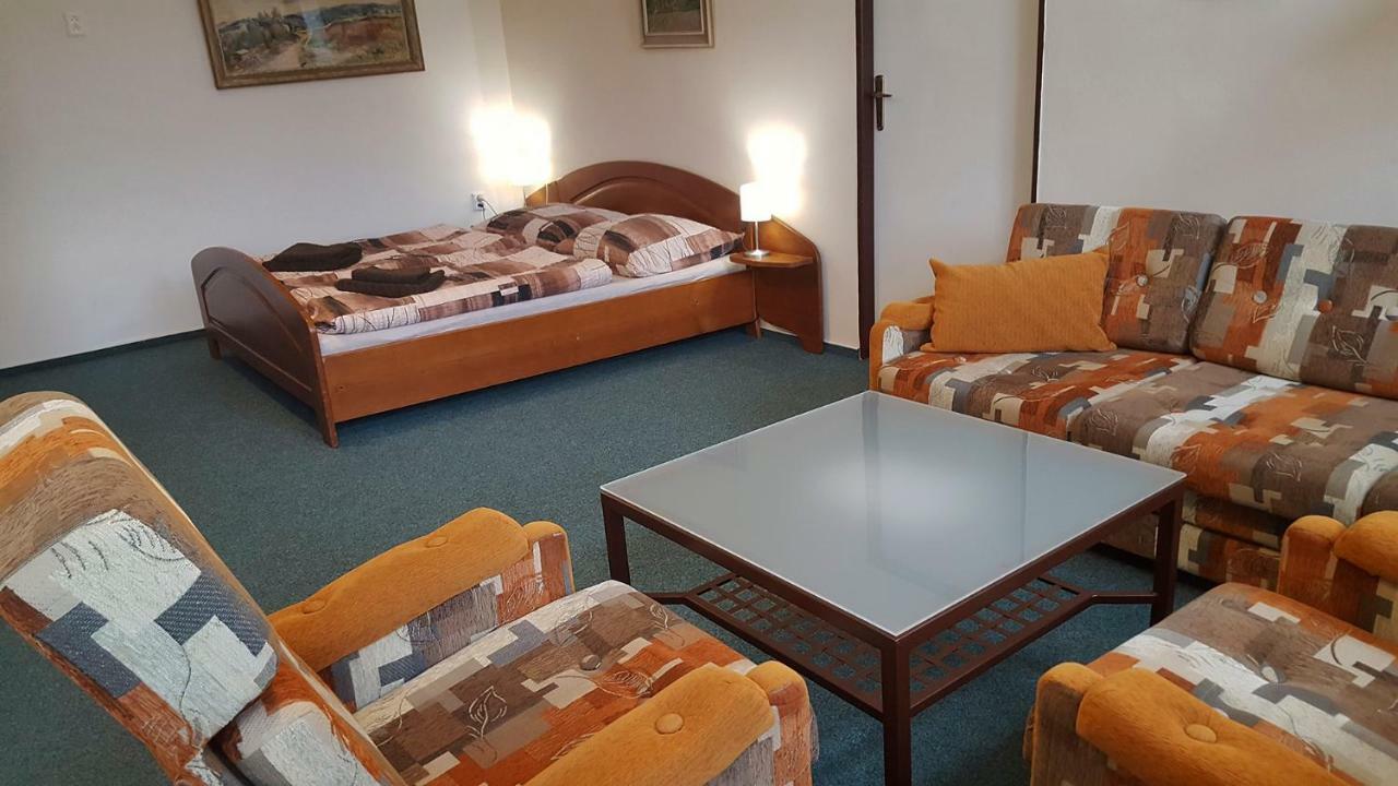 Apartman Nove Hrady Zewnętrze zdjęcie